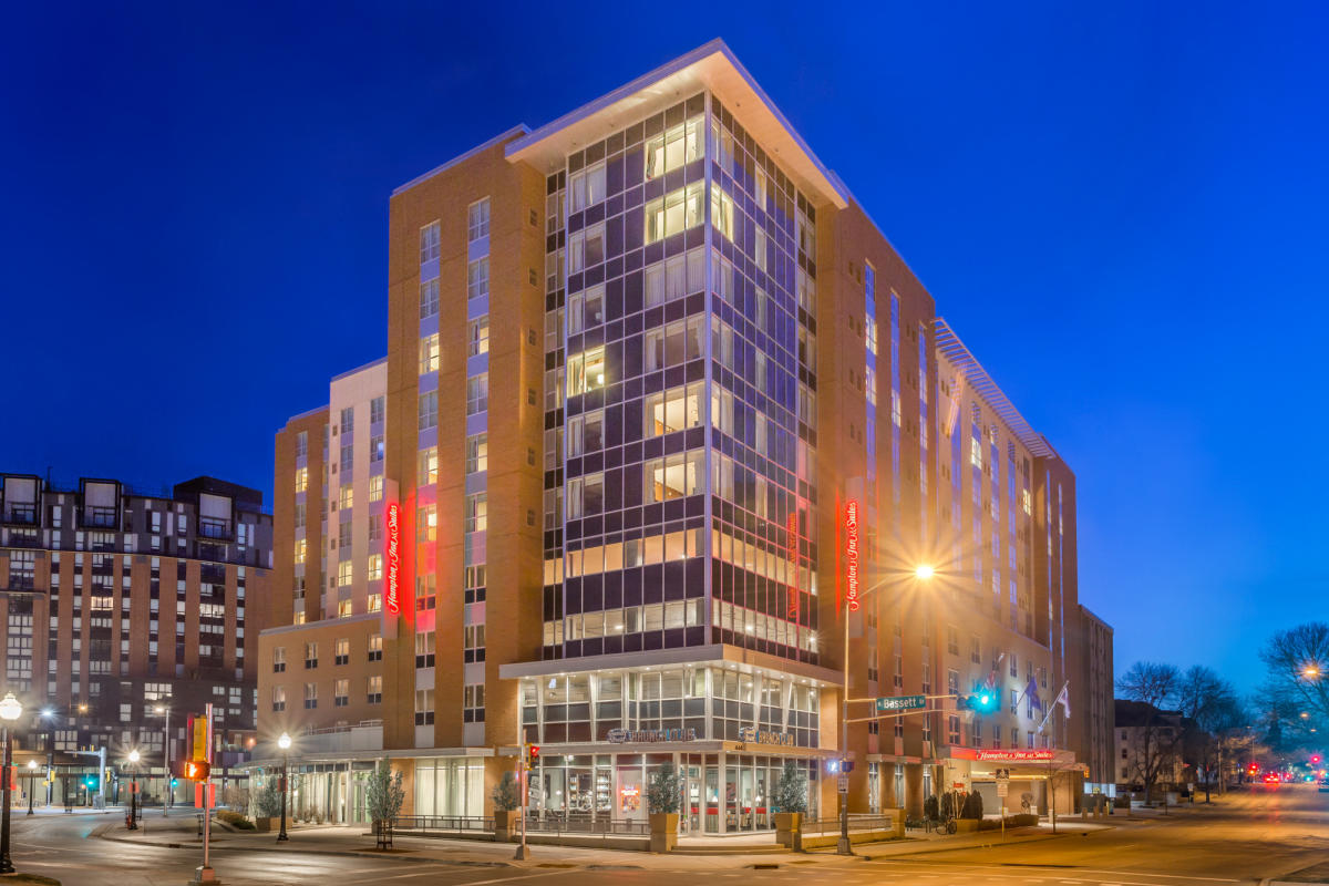 Hampton Inn & Suites Madison/Downtown